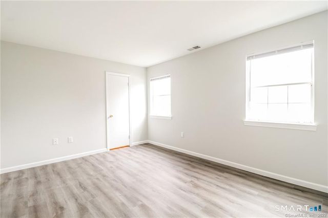 81-95 Park Avenue 201, Danbury, CT 06810