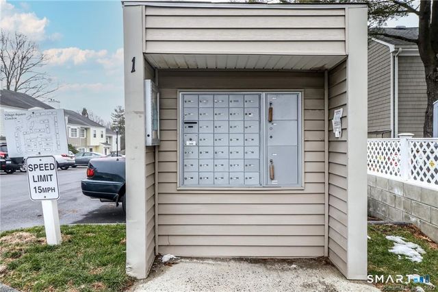 81-95 Park Avenue 201, Danbury, CT 06810