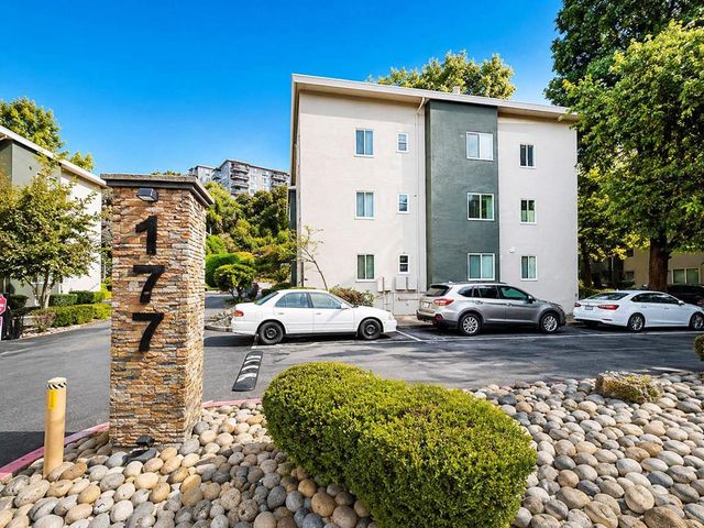 177 N El Camino Real 36, San Mateo, CA 94401