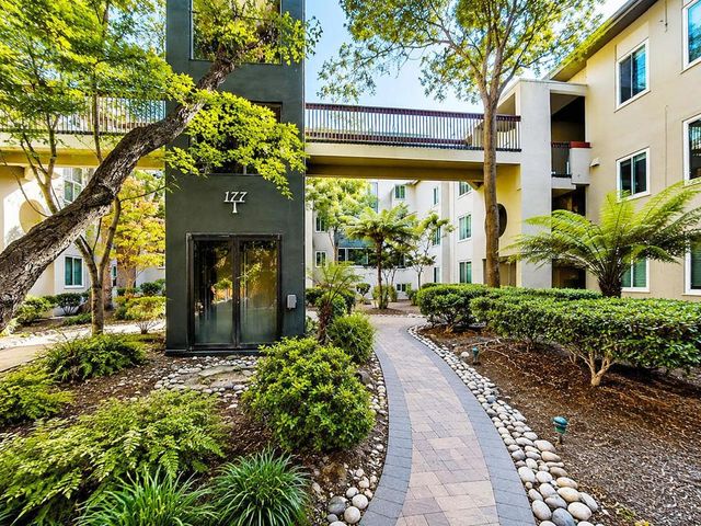 177 N El Camino Real 36, San Mateo, CA 94401