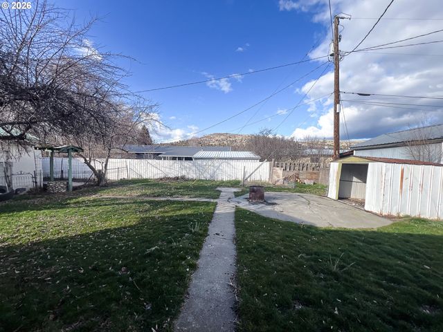 317 Nw 3RD Ave, John Day, OR 97845