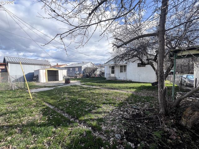 317 Nw 3RD Ave, John Day, OR 97845