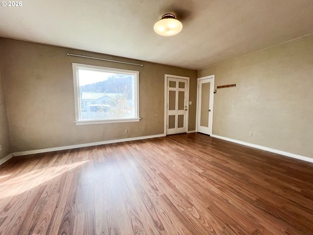 317 Nw 3RD Ave, John Day, OR 97845