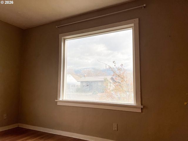 317 Nw 3RD Ave, John Day, OR 97845