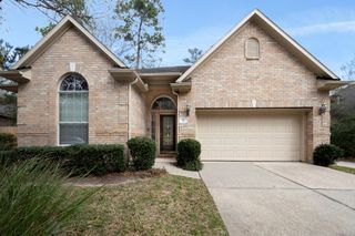 22 W Windsor Hills Circle, Conroe, TX 77384
