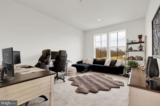 9430 ALLOWAY DR, Hagerstown, MD 21740