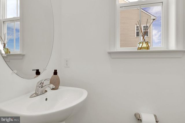 9430 ALLOWAY DR, Hagerstown, MD 21740