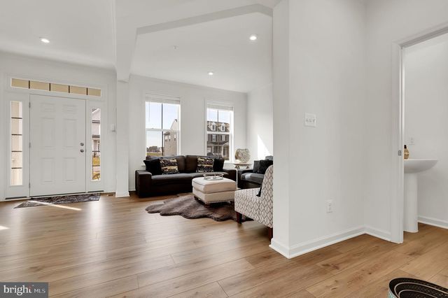 9430 ALLOWAY DR, Hagerstown, MD 21740