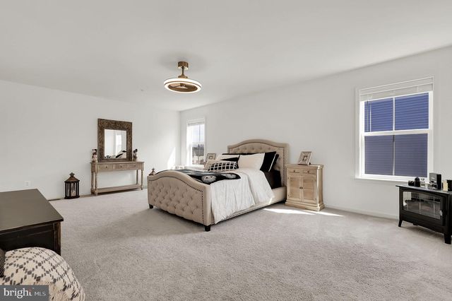 9430 ALLOWAY DR, Hagerstown, MD 21740