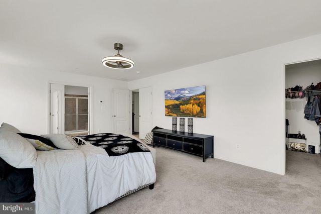 9430 ALLOWAY DR, Hagerstown, MD 21740