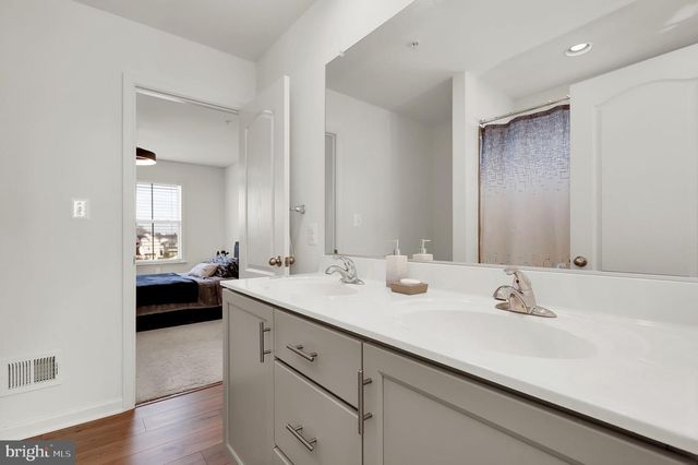 9430 ALLOWAY DR, Hagerstown, MD 21740