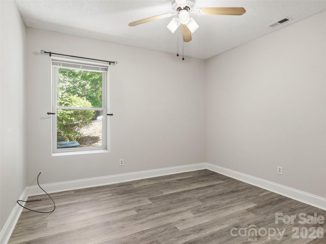 42 Queen Road D, Candler, NC 28715