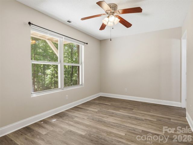42 Queen Road D, Candler, NC 28715