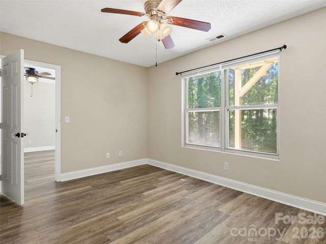 42 Queen Road D, Candler, NC 28715