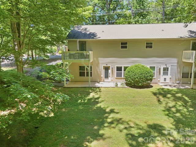 42 Queen Road D, Candler, NC 28715