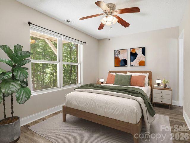 42 Queen Road D, Candler, NC 28715