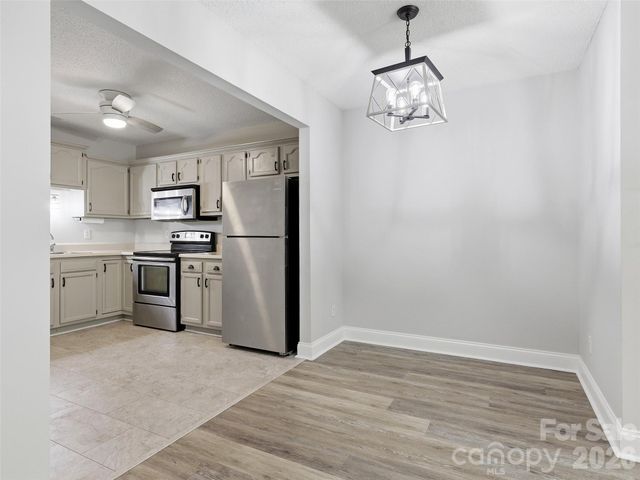 42 Queen Road D, Candler, NC 28715