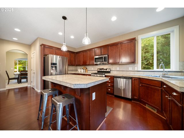 7411 Se COTTRELL Rd, Gresham, OR 97080