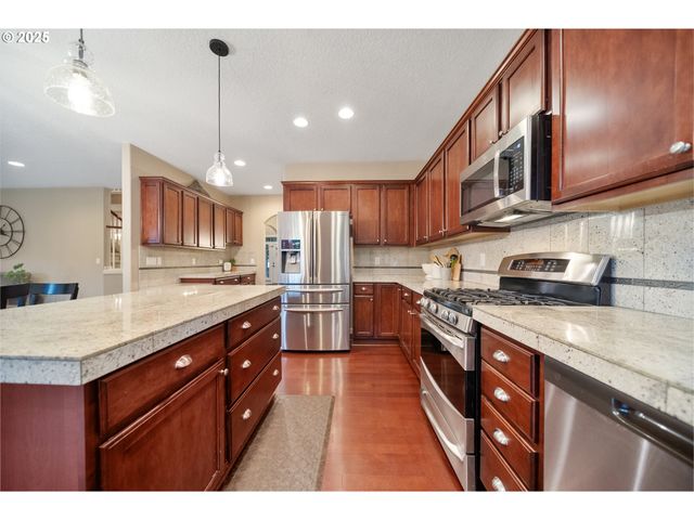 7411 Se COTTRELL Rd, Gresham, OR 97080