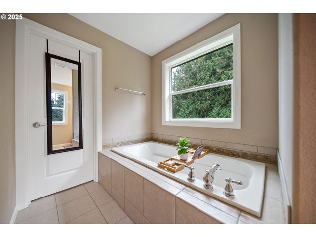 7411 Se COTTRELL Rd, Gresham, OR 97080