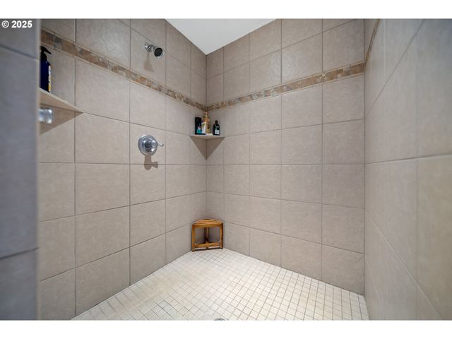 7411 Se COTTRELL Rd, Gresham, OR 97080