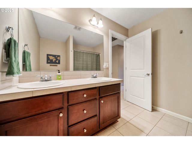 7411 Se COTTRELL Rd, Gresham, OR 97080