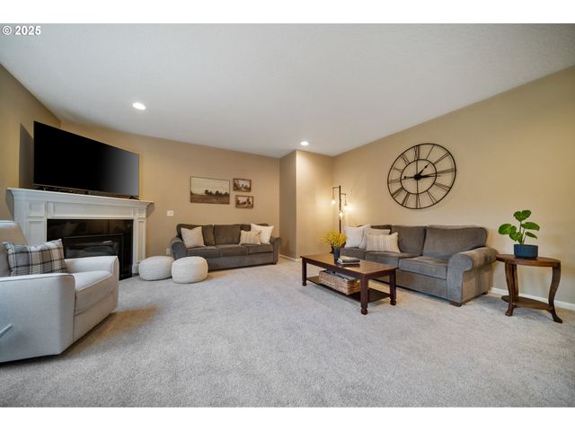 7411 Se COTTRELL Rd, Gresham, OR 97080