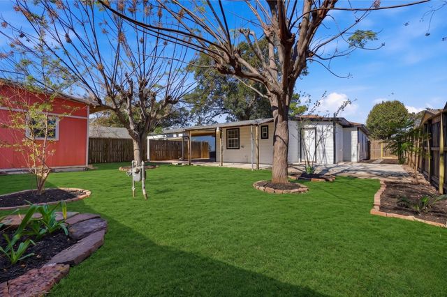 2716 Windsor Lane, Pasadena, TX 77506