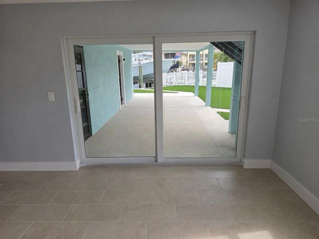 145 131ST AVENUE E 3, St Petersburg, FL 33708