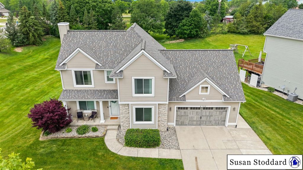 6793 Avalon Drive, Caledonia, MI 49316
