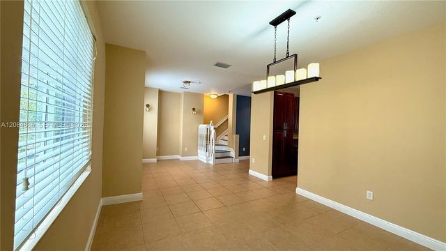 3843 NW 5th Terrace, Boca Raton, FL 33431