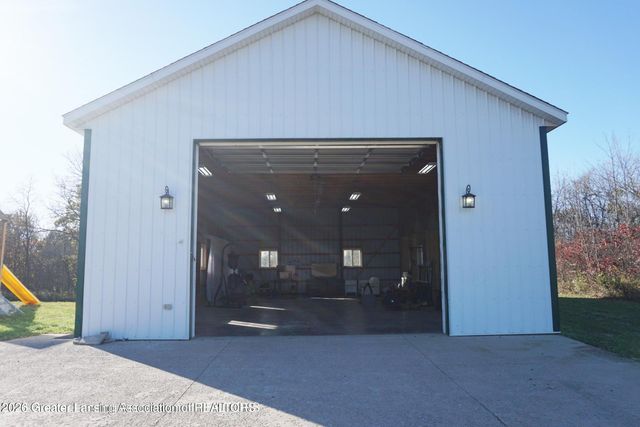 6480 Meridian Road, Laingsburg, MI 48848