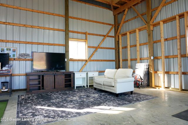 6480 Meridian Road, Laingsburg, MI 48848