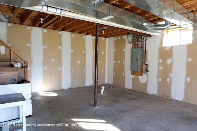 6480 Meridian Road, Laingsburg, MI 48848