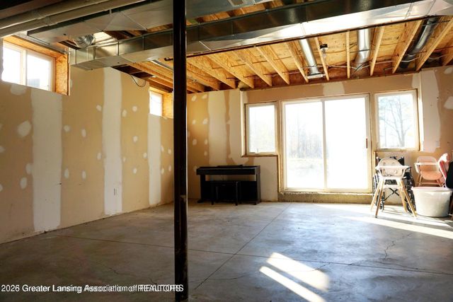 6480 Meridian Road, Laingsburg, MI 48848