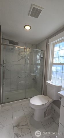 12053 70 th Avenue S, Seattle, WA 98178