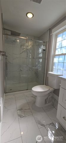 12053 70 th Avenue S, Seattle, WA 98178