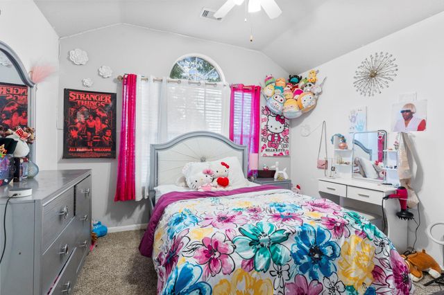 17238 Stonebridge Trail, Houston, TX 77095