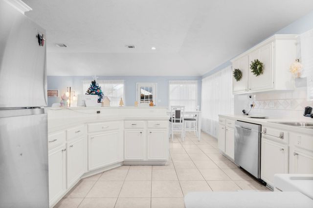 17238 Stonebridge Trail, Houston, TX 77095