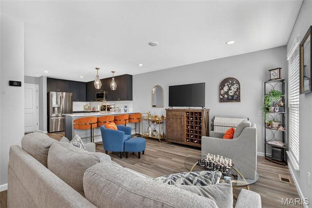 405 Sunset Hollow Drive, Wentzville, MO 63385
