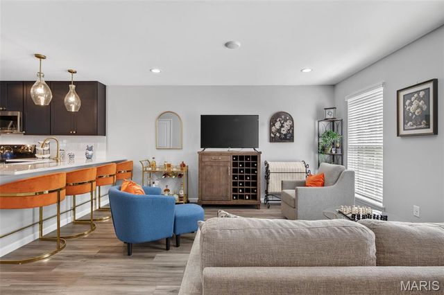 405 Sunset Hollow Drive, Wentzville, MO 63385