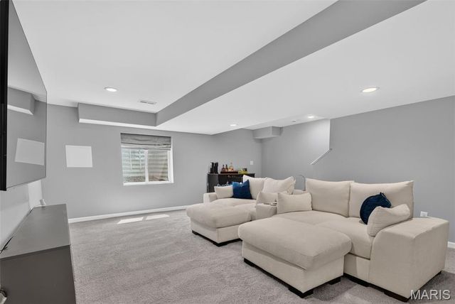 405 Sunset Hollow Drive, Wentzville, MO 63385