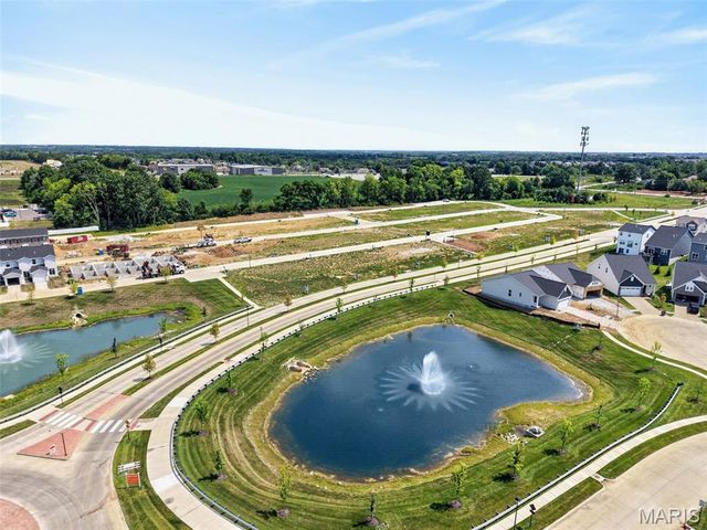 405 Sunset Hollow Drive, Wentzville, MO 63385
