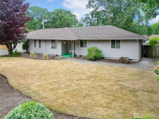 6402 76th Street Ct W, Lakewood, WA 98499