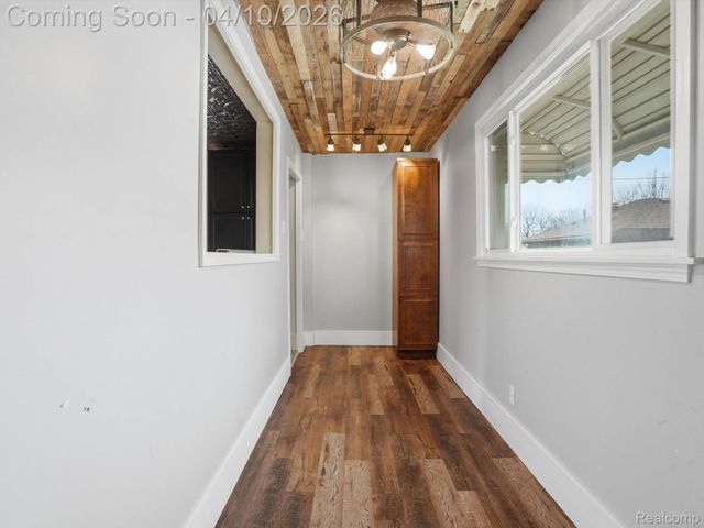 1970 Edwin Street, Hamtramck, MI 48212