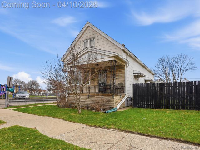 1970 Edwin Street, Hamtramck, MI 48212