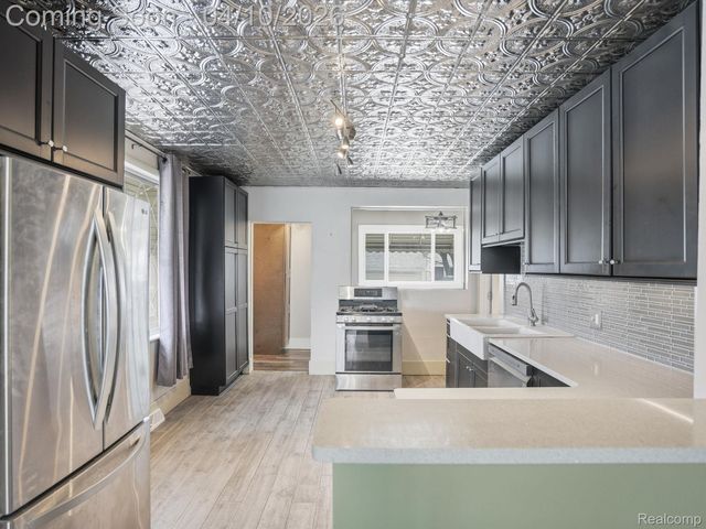 1970 Edwin Street, Hamtramck, MI 48212