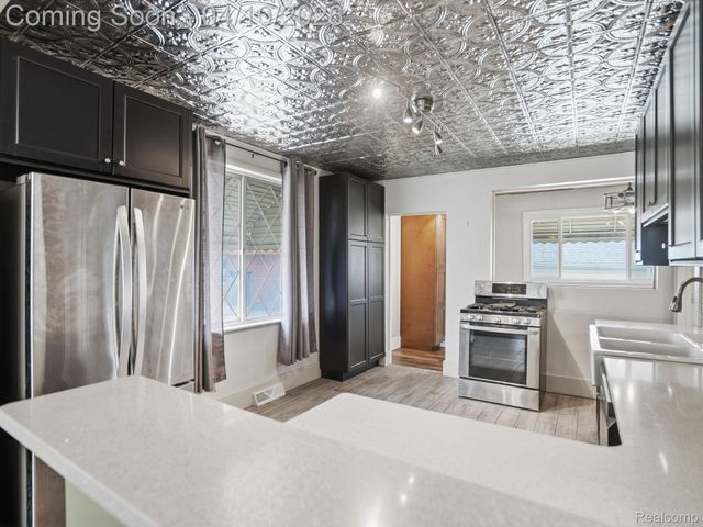 1970 Edwin Street, Hamtramck, MI 48212