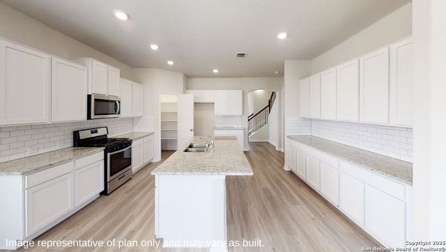21004 Gibber Bay, San Antonio, TX 78266
