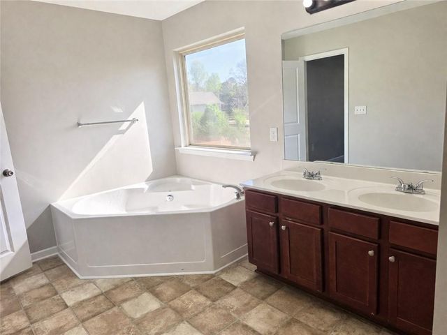 6085 Stonebrook Lane, Austell, GA 30106